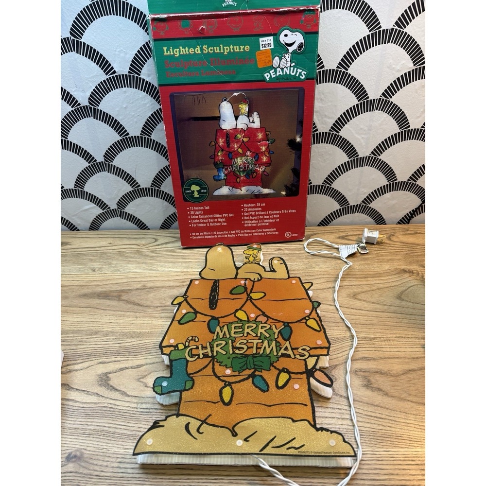 Snoopy Woodstock On Doghouse 15" Merry Christmas Lighted‎ Sculpture